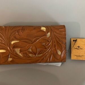 Patricia Nash Brown Leather Floral Wallet